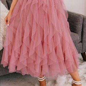 mauve tulle skirt & off white strapless crop top